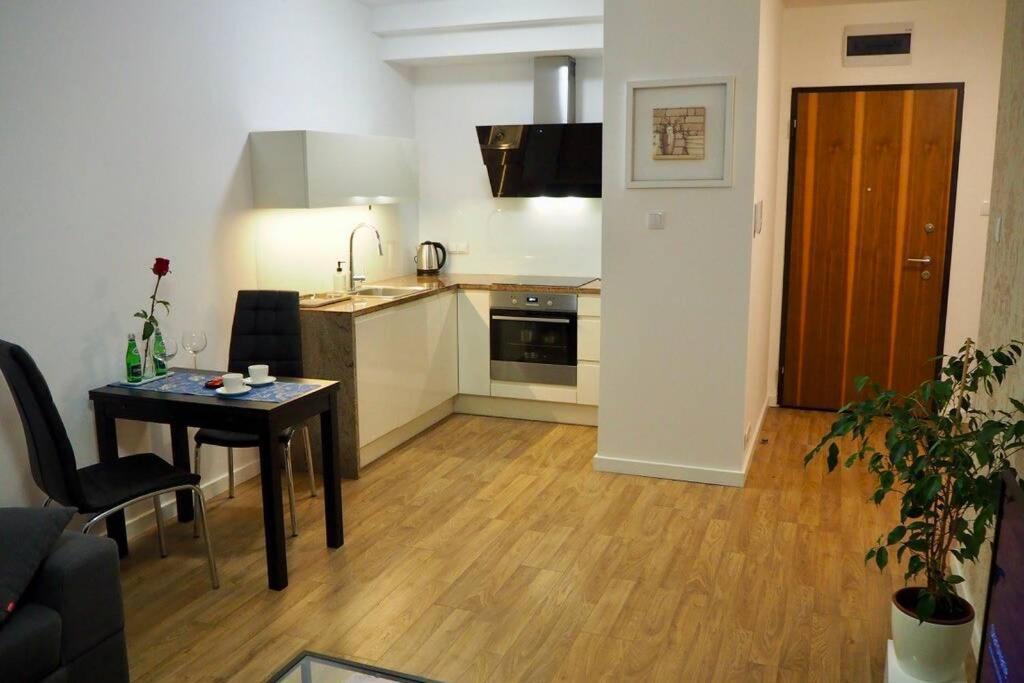 Wilanow Apartment Close To Town Hall And Palace Warschau Exterior foto